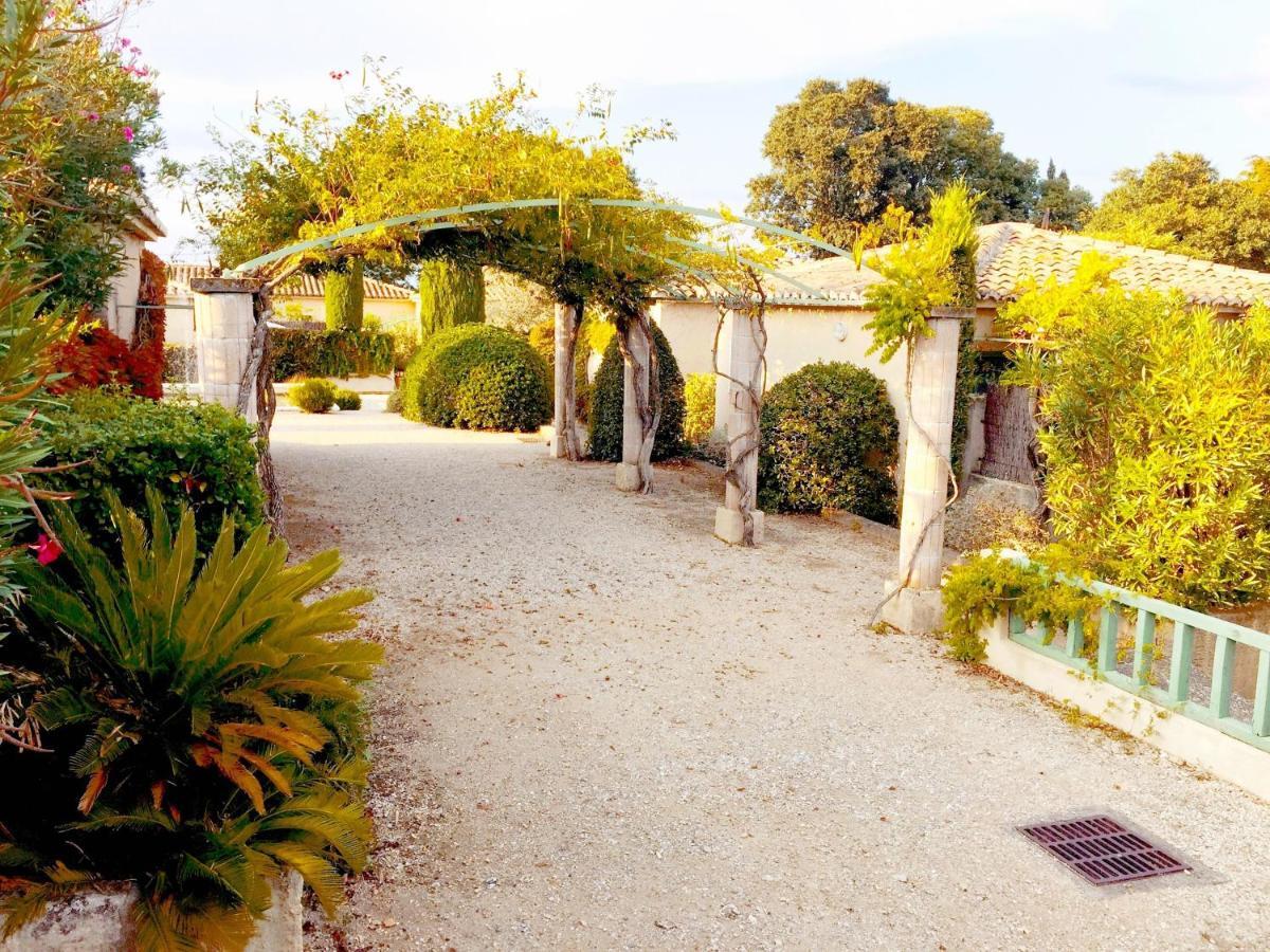 Le Mazet De Lola Villa Saint-Remy-de-Provence Bagian luar foto